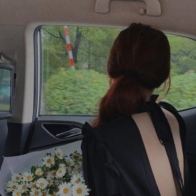 绷不住了啦